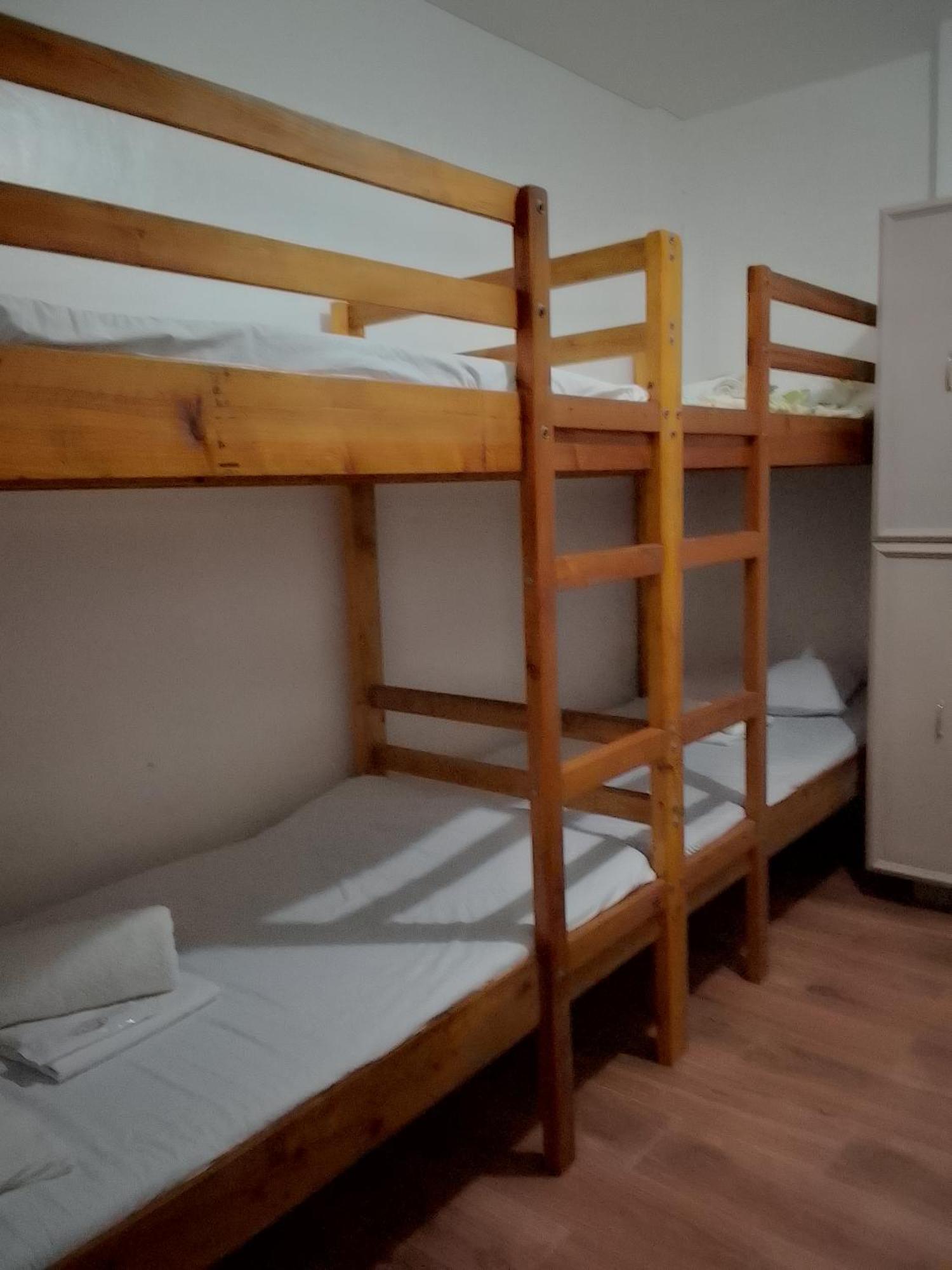 Leizel'S Bed & Breakfast Palompon Екстериор снимка