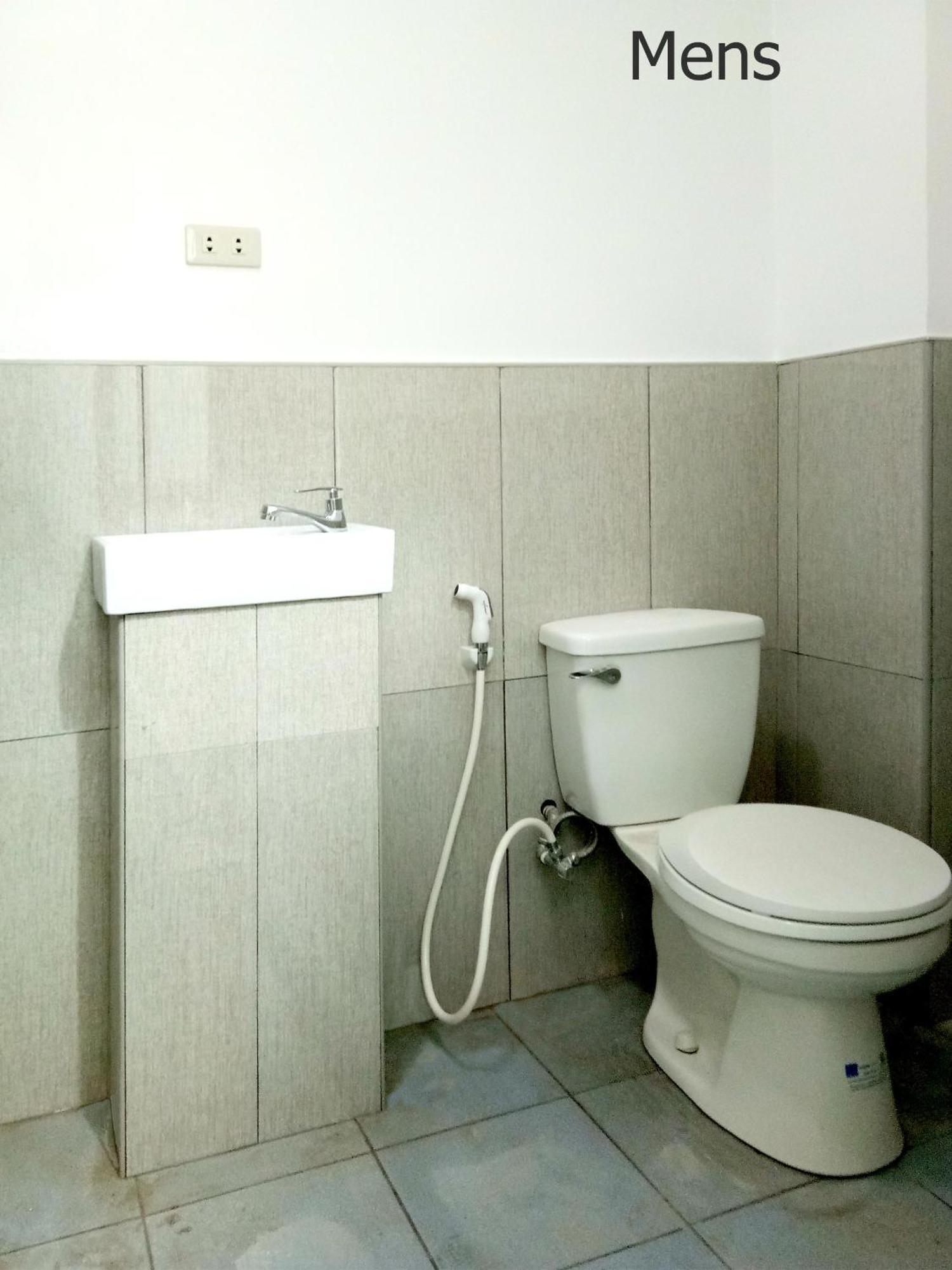 Leizel'S Bed & Breakfast Palompon Екстериор снимка