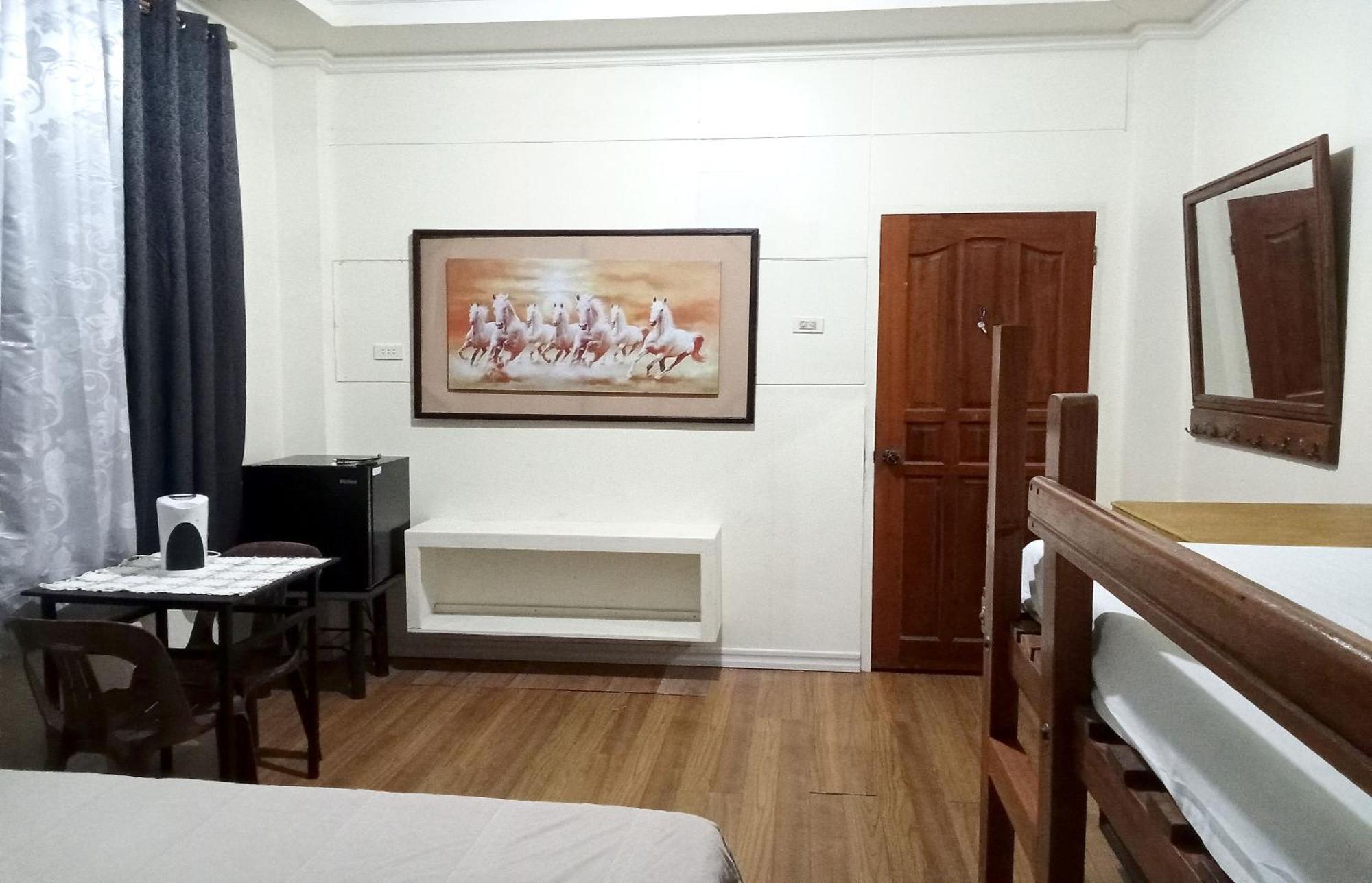 Leizel'S Bed & Breakfast Palompon Екстериор снимка