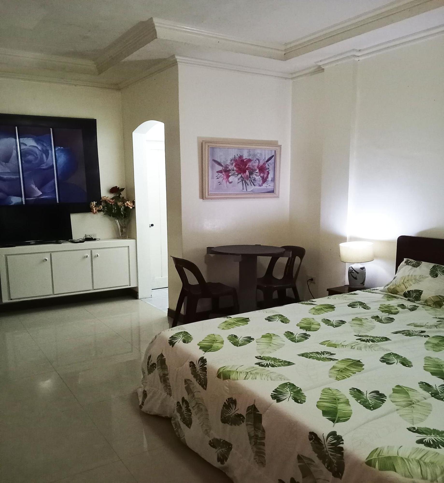 Leizel'S Bed & Breakfast Palompon Екстериор снимка