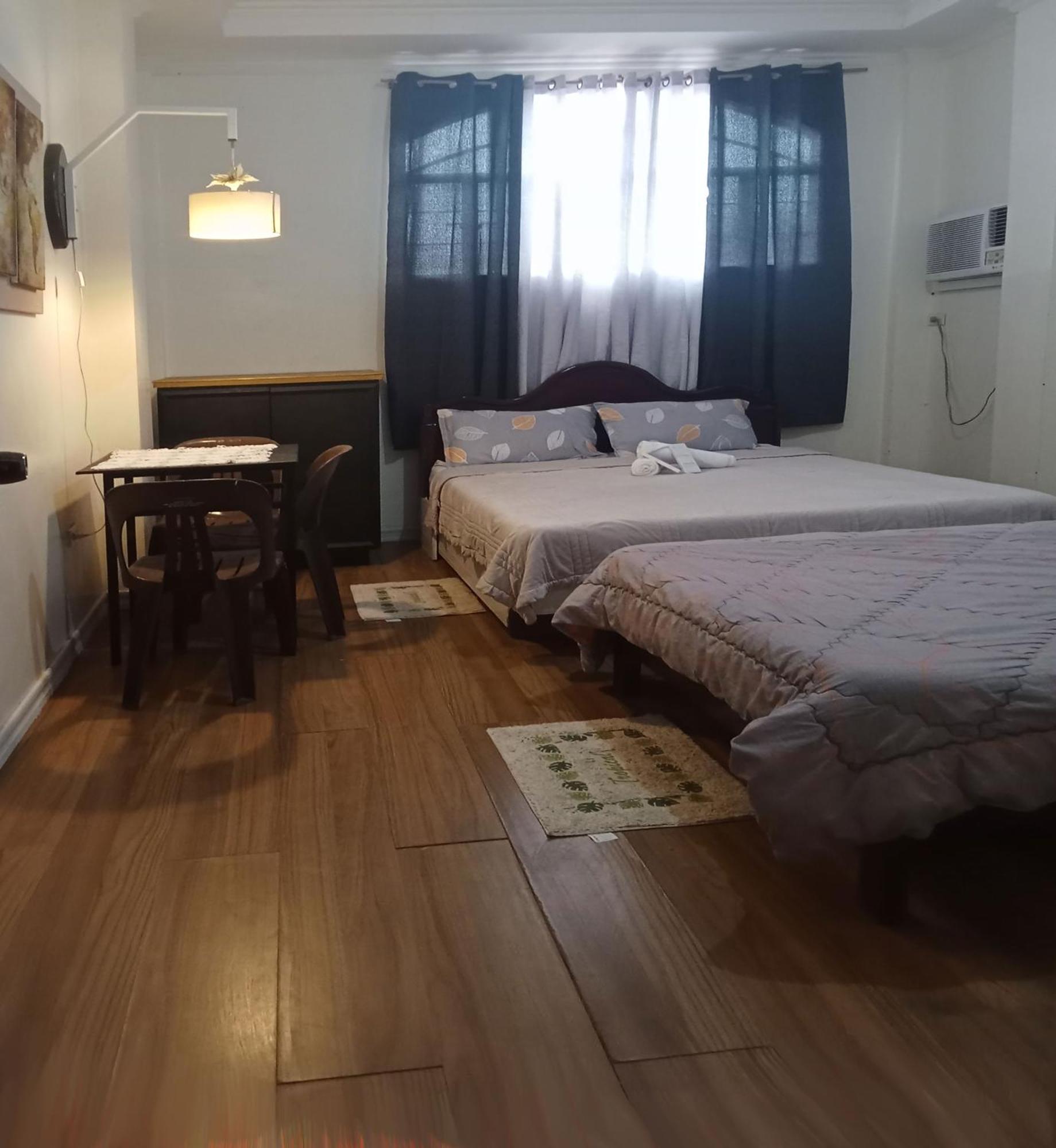Leizel'S Bed & Breakfast Palompon Екстериор снимка